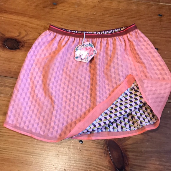 New! SCOTCH & SODA 14 Geo Horizon Layered Skirt - Picture 4 of 5